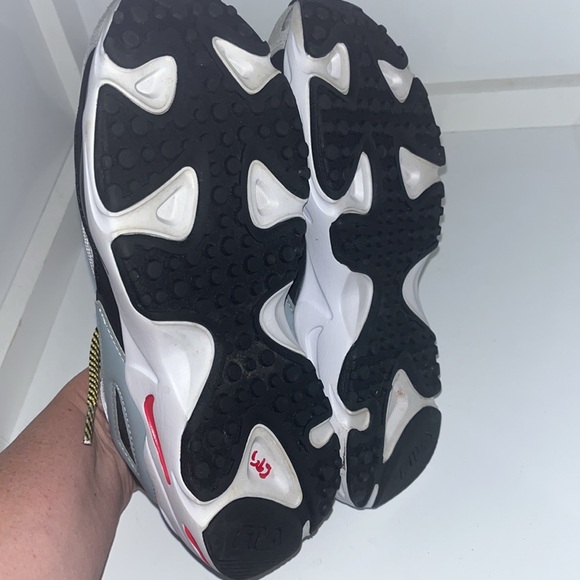 Fila gray and blue sneakers size 8.5 - Picture 2 of 8